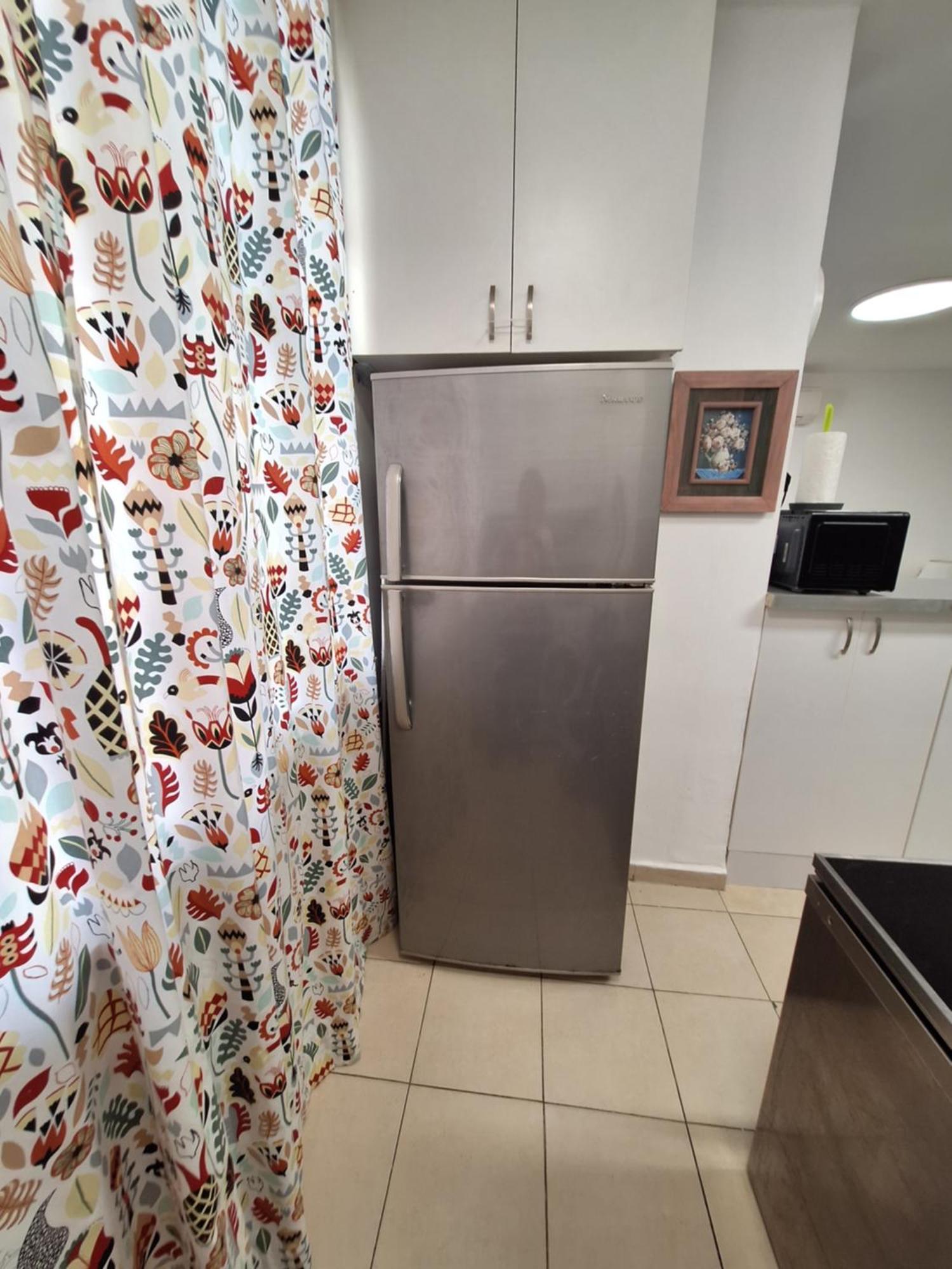 Amazing Apartment For 3 Guests Steps From The Beach Netanya Exterior photo